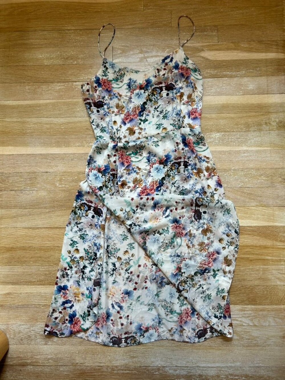 Gorgeous Zara floral slip dress w/ slit